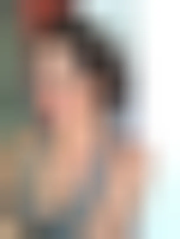 Jade, 19 ans — rencontre libertine à Boulogne-Billancourt