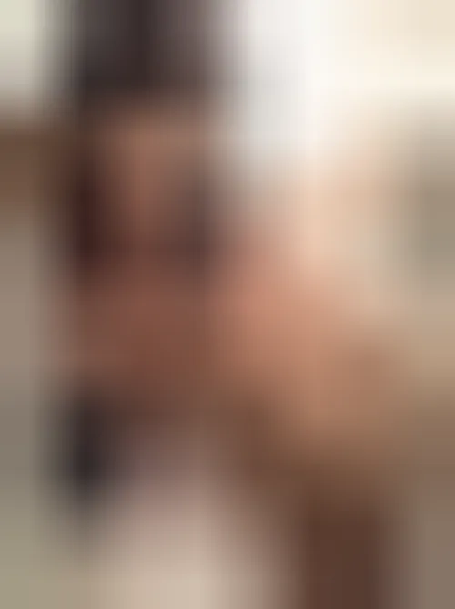 Léna, 19 ans — rencontre libertine à Grasse