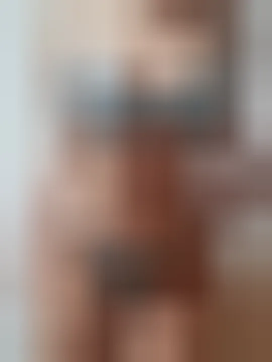 Philomène, 24 ans — rencontre libertine à Grenoble