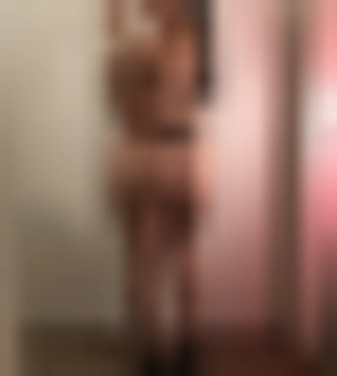 Corinne, 29 ans — rencontre libertine à Biarritz