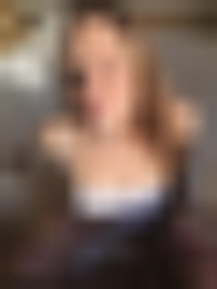 Élise, 23 ans — rencontre libertine à Cergy