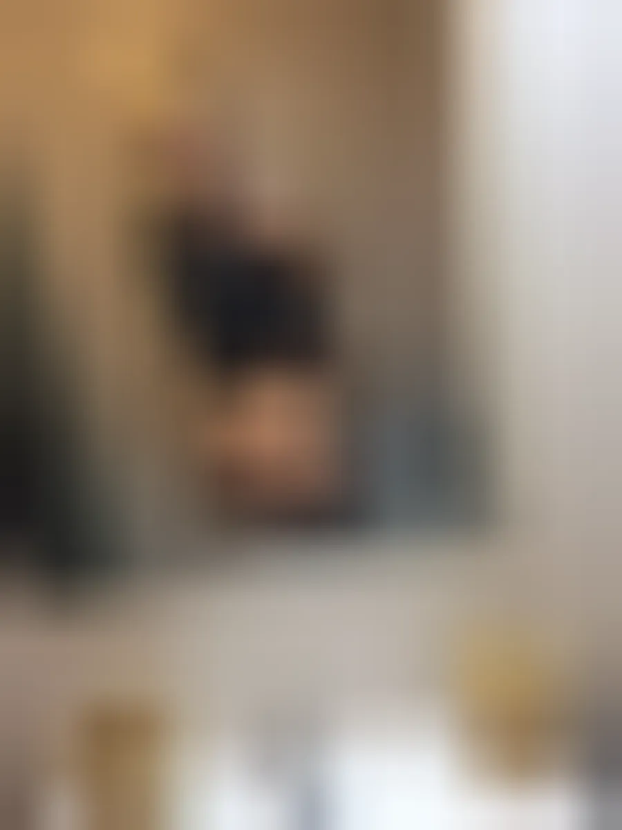 Alix, 27 ans — rencontre libertine à Aix-en-Provence