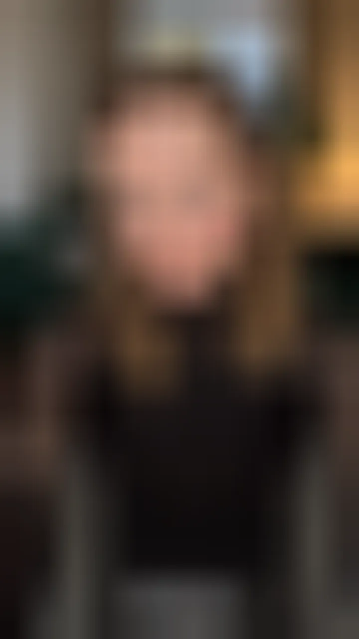 Romane, 19 ans — rencontre libertine à Cahors