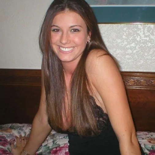 Chaïma, 32 ans — rencontre libertine à Saint-Sébastien-de-Morsent