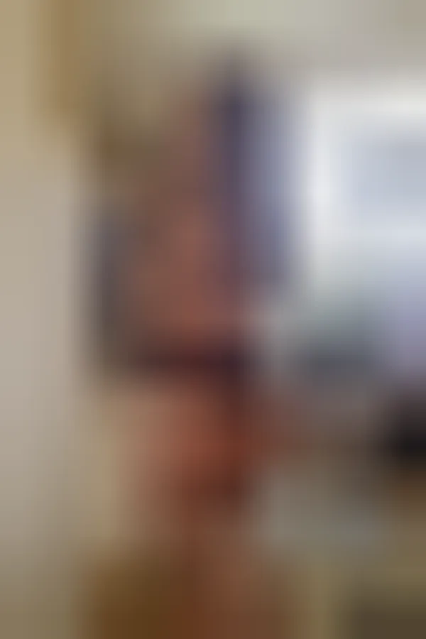 Océane, 22 ans — rencontre libertine à Aix-en-Provence
