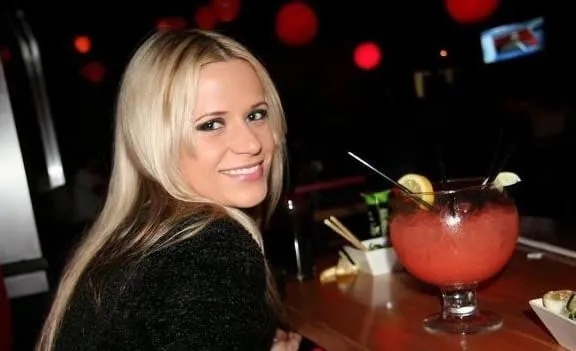 Romane, 25 ans — rencontre libertine à Saint-Joseph
