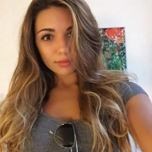 Anna, 23 ans — rencontre libertine à Lorgues