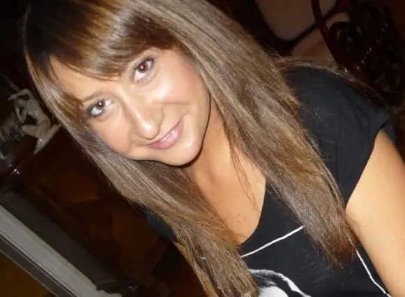 Éléna, 20 ans — rencontre libertine à Puilboreau