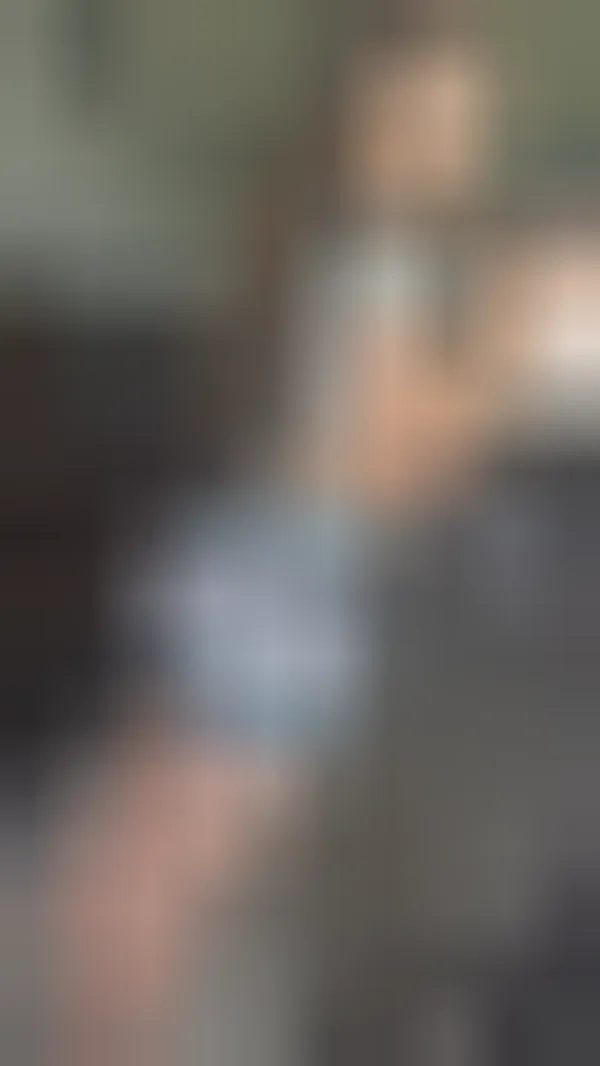 Joséphine, 27 ans — rencontre libertine à Sainte-Savine