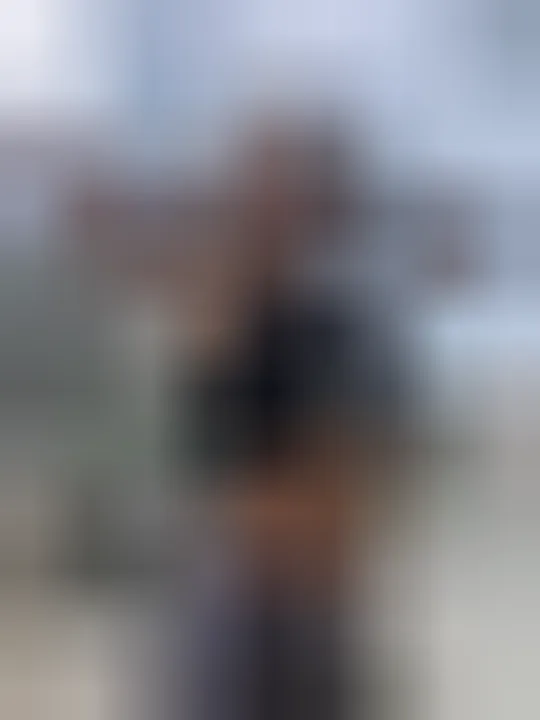 Samira, 23 ans — rencontre libertine à Orléans