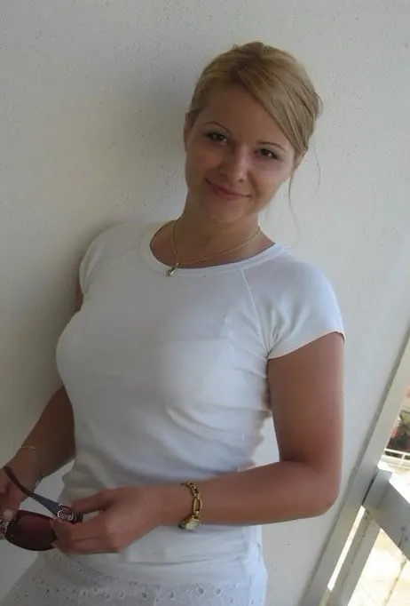 Lou, 25 ans — rencontre libertine à Grenoble