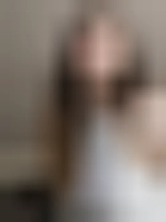 Lola, 24 ans — rencontre libertine à Courbevoie