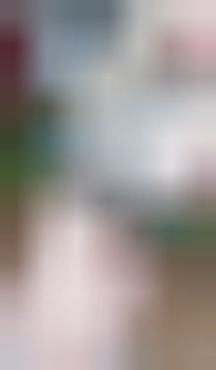 Ninon, 19 ans — rencontre libertine à Saint-Denis