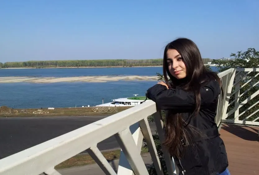 Imane, 43 ans — rencontre libertine à Saint-Doulchard