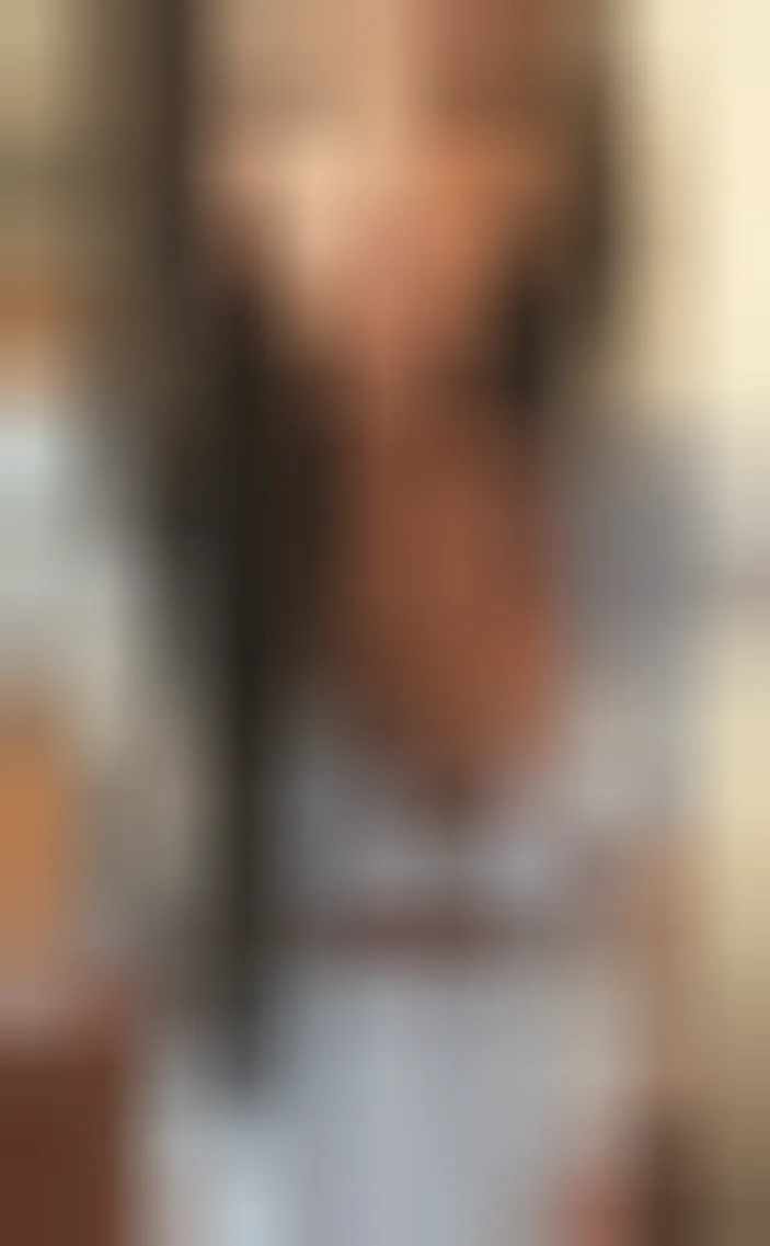 Giulia, 19 ans — rencontre libertine à Valenciennes
