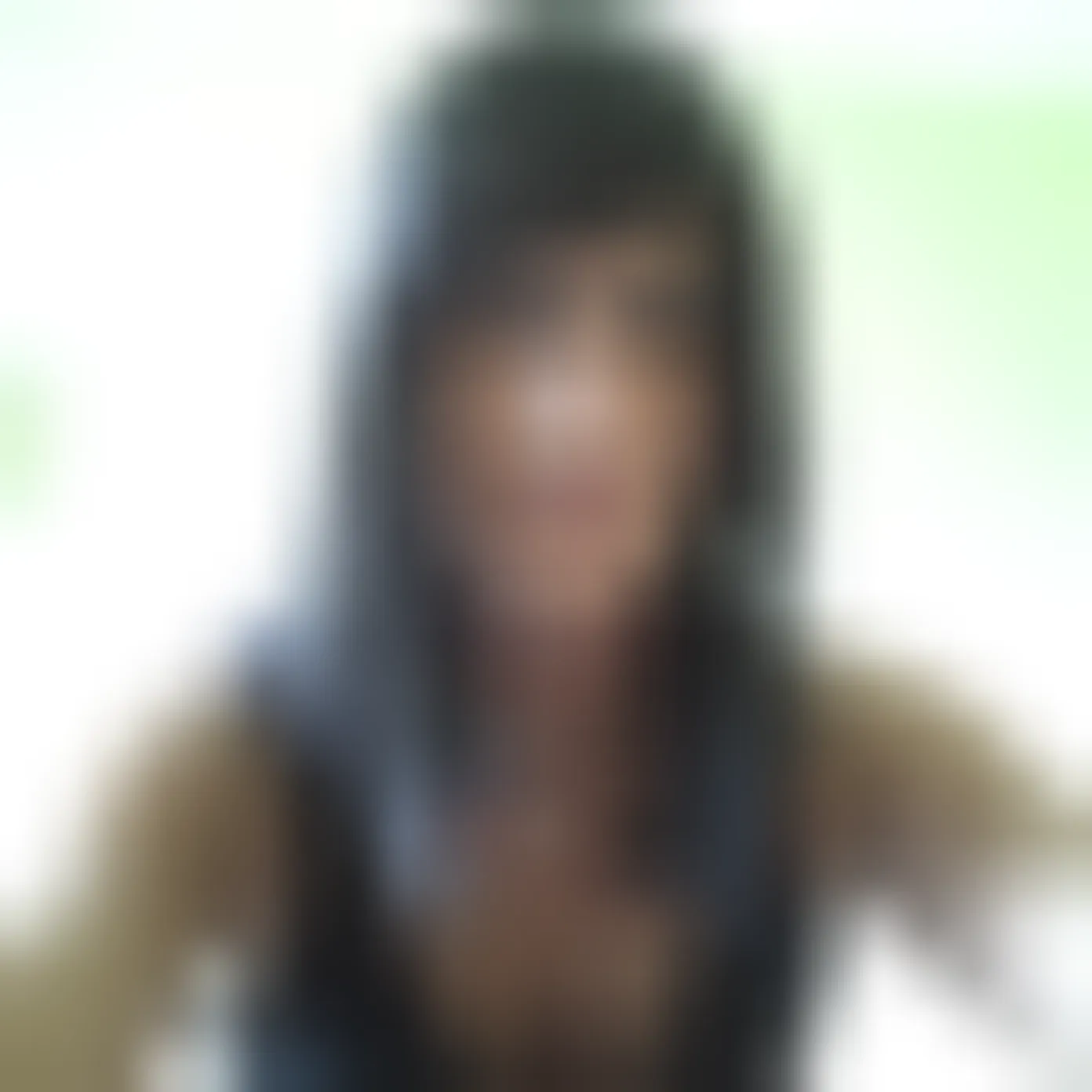 Ninon, 25 ans — rencontre libertine à Clamart