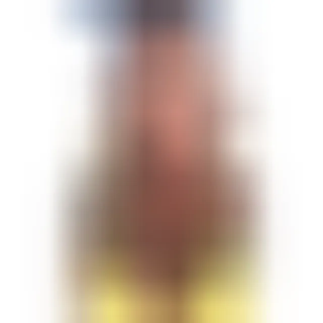 Ninon, 26 ans — rencontre libertine à Biguglia