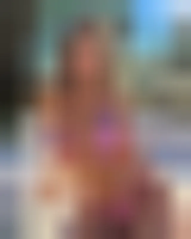 Dounia, 35 ans — rencontre libertine à Six-Fours-les-Plages