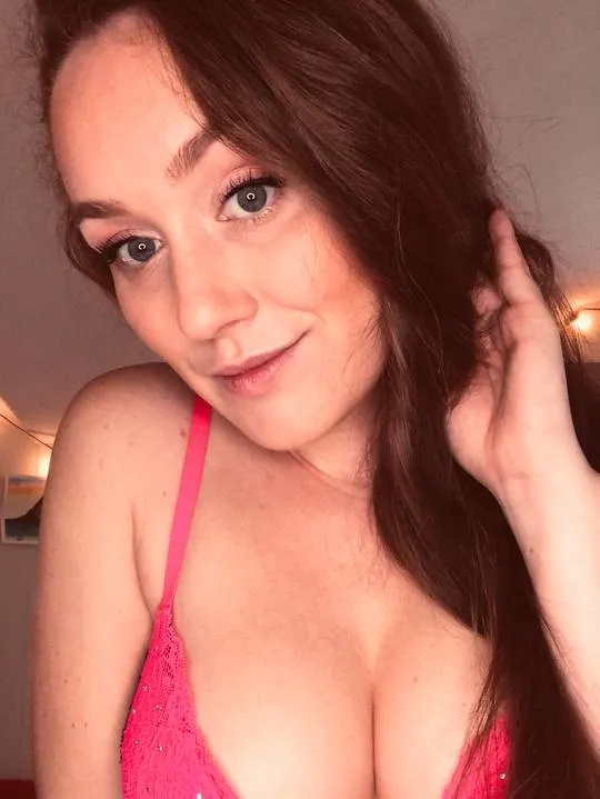 Théa, 19 ans — rencontre libertine à Le Havre