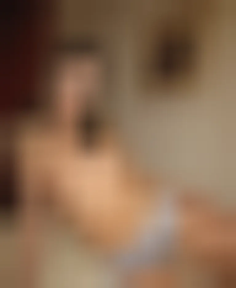 Lya, 24 ans — rencontre libertine à Chambéry