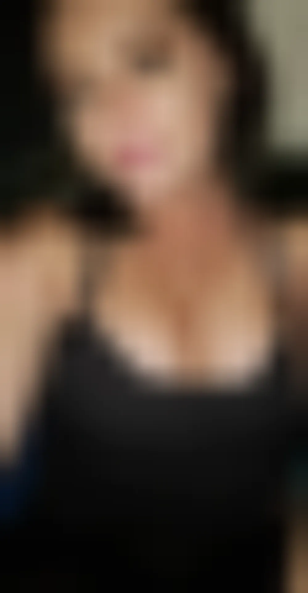 Eden, 28 ans — rencontre libertine à Peyrolles-en-Provence
