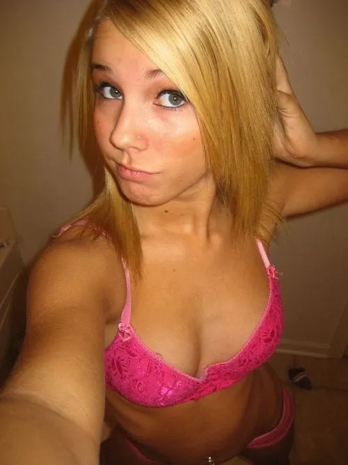 Noura, 36 ans — rencontre libertine à Digne-les-Bains