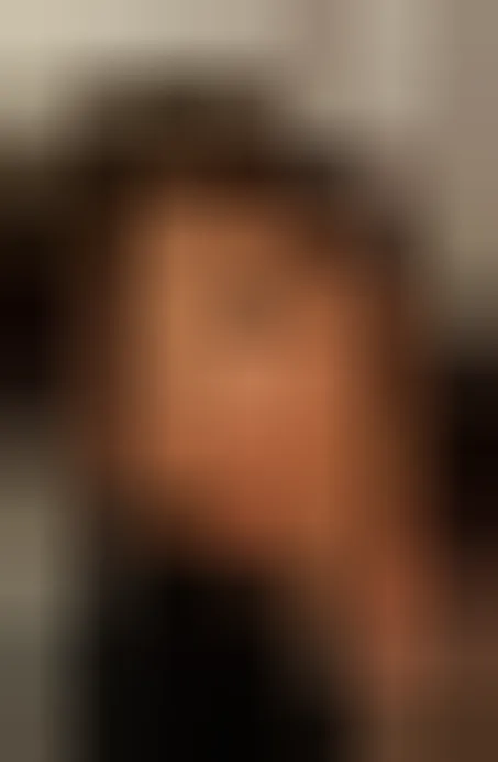 Zoé, 26 ans — rencontre libertine à Roanne