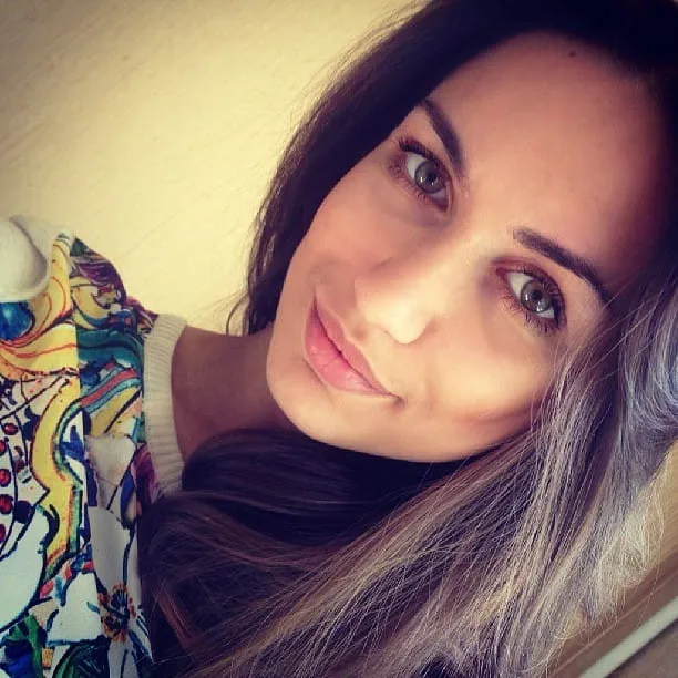 Noémie, 41 ans — rencontre libertine à Nantes