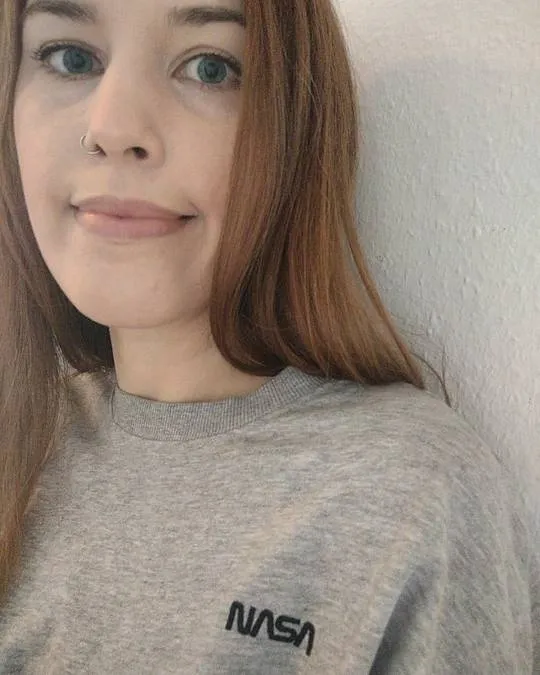 Mélissa, 24 ans — rencontre libertine à Saint-Jean-de-Braye