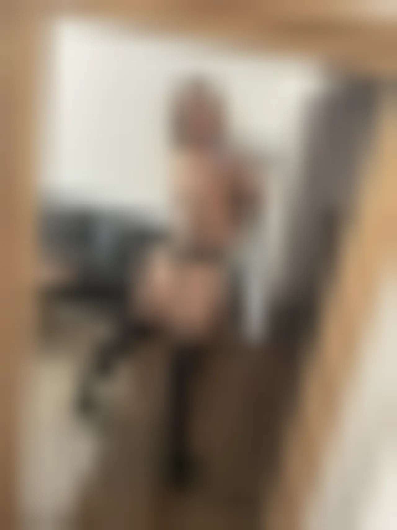 Aya, 22 ans — rencontre libertine à Aÿ-Champagne