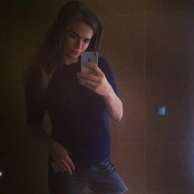 Amel, 27 ans — rencontre libertine à Eybens
