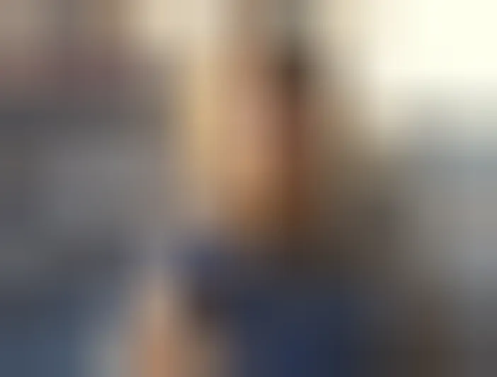 Éléna, 23 ans — rencontre libertine à Poitiers
