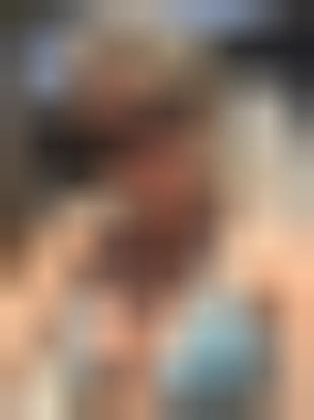 Léna, 20 ans — rencontre libertine à Hyères