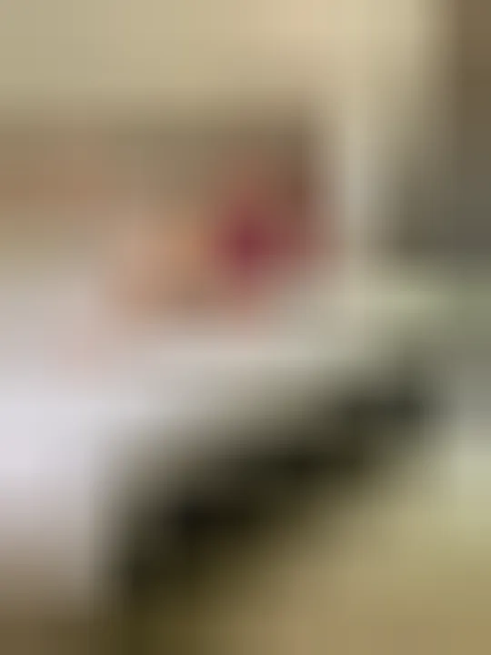 Lina, 27 ans — rencontre libertine à Ploeren