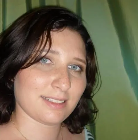 Constance, 37 ans — rencontre libertine à Saint-Étienne