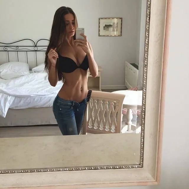 Sabine, 23 ans — rencontre libertine à Vezin-le-Coquet