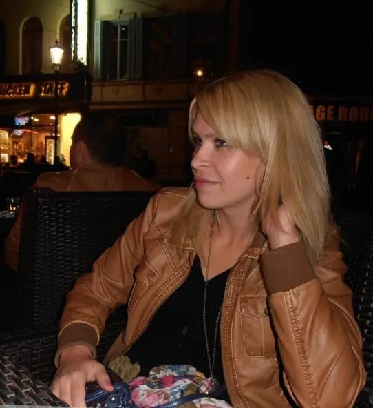 Camille, 22 ans — rencontre libertine à Maisons-Alfort