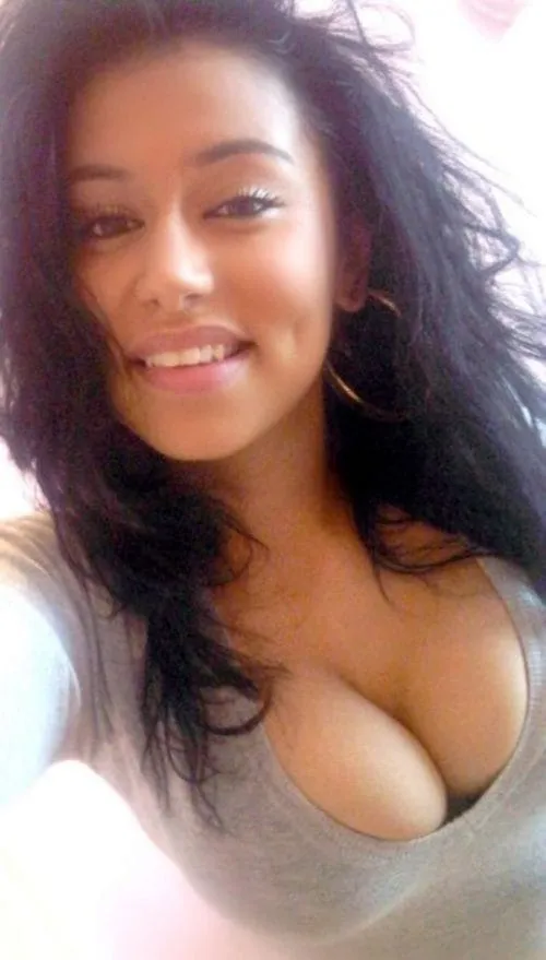 Naomi, 31 ans — rencontre libertine à Tournus