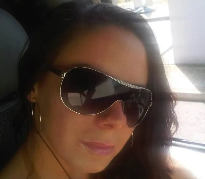 Safae, 24 ans — rencontre libertine à L'Étang-Salé