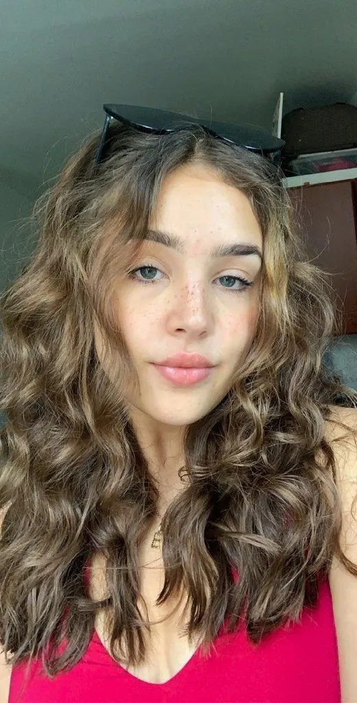 Louise, 29 ans — rencontre libertine à Eaubonne
