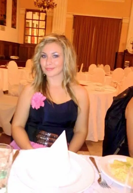 Inès, 31 ans — rencontre libertine à Givors