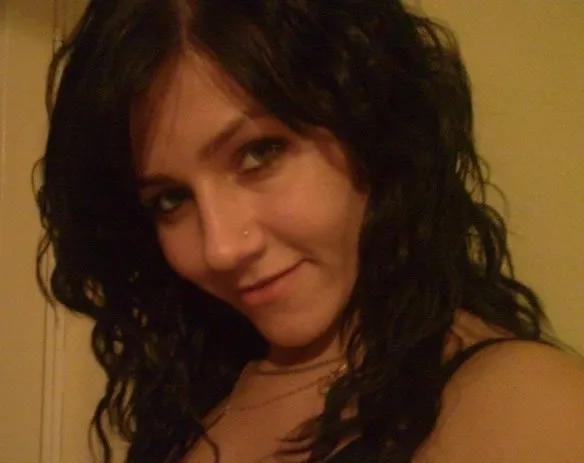 Ghita, 27 ans — rencontre libertine à Gémenos