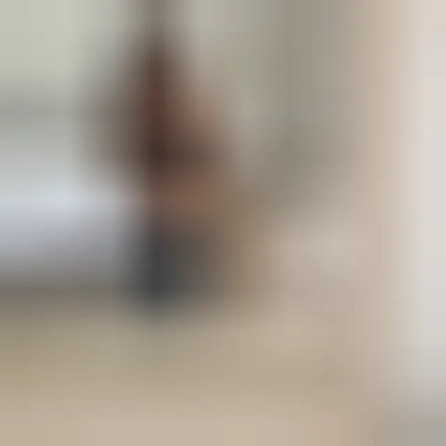Kawtar, 29 ans — rencontre libertine à Beaufort-en-Anjou