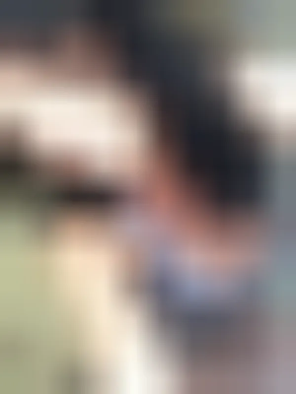 Nora, 25 ans — rencontre libertine à Lyon