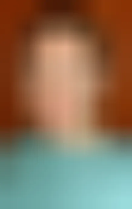 Corinne, 27 ans — rencontre libertine à Mer