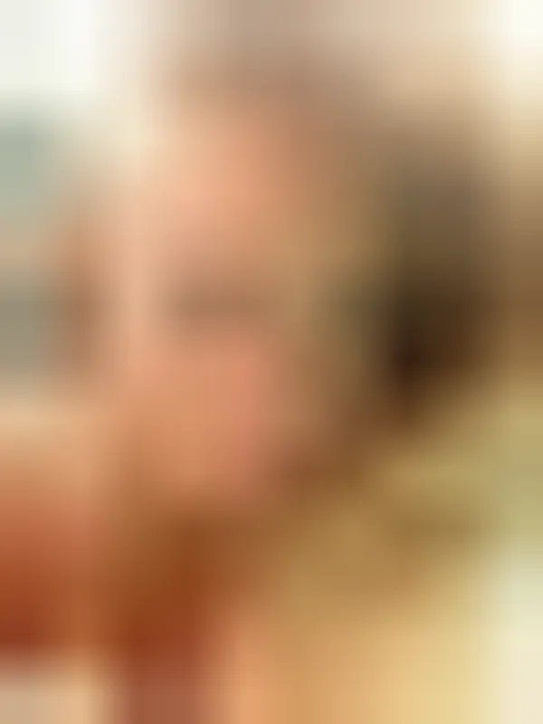 Hortense, 28 ans — rencontre libertine à La Roquette-sur-Siagne