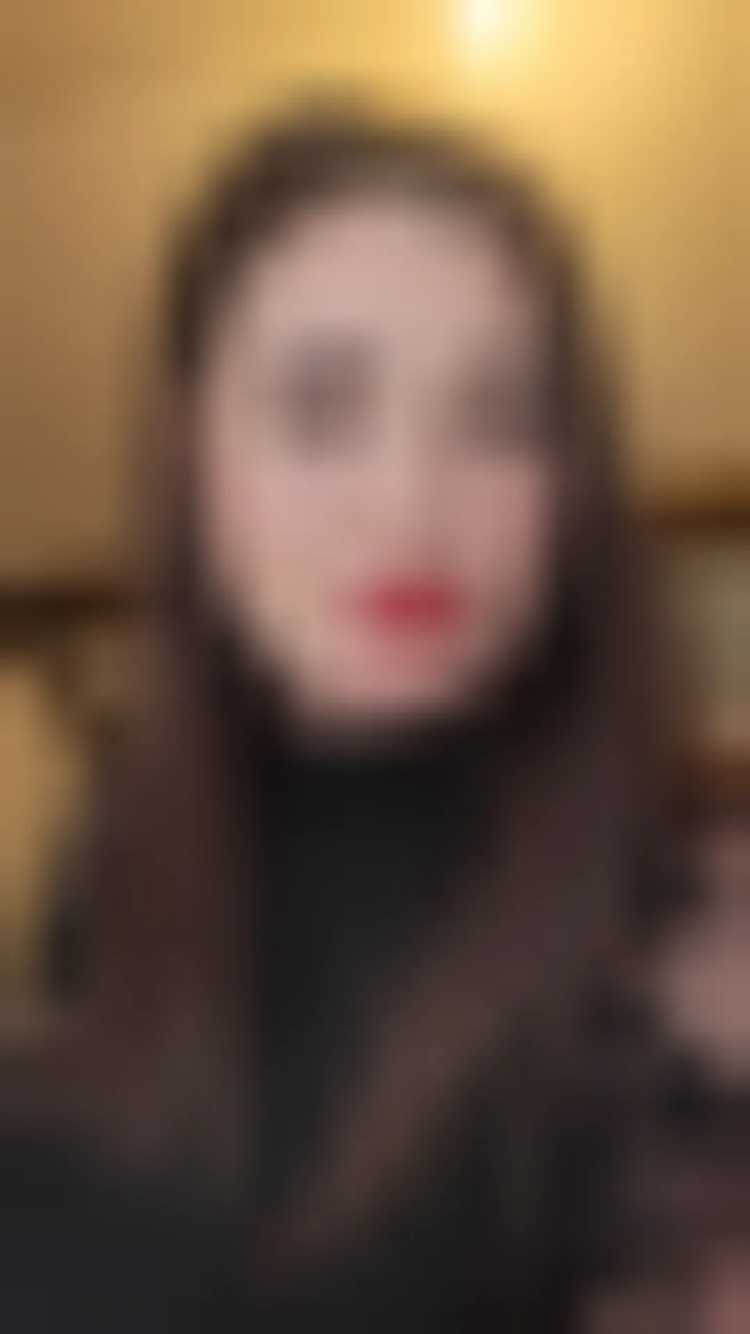 Coline, 27 ans — rencontre libertine à Saint-Florent-sur-Cher