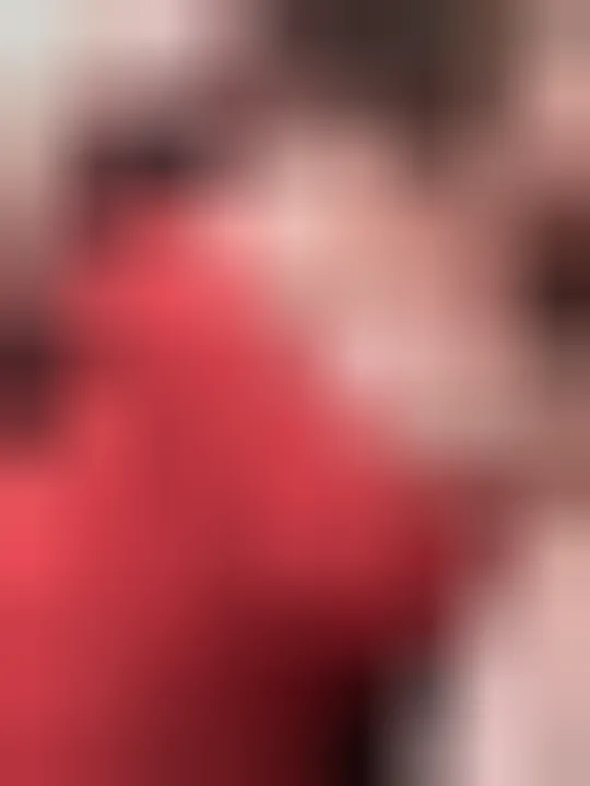 Kenza, 27 ans — rencontre libertine à Châteauroux