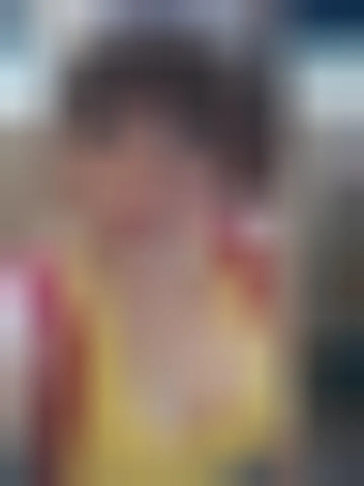 Noémie, 28 ans — rencontre libertine à Montbrison