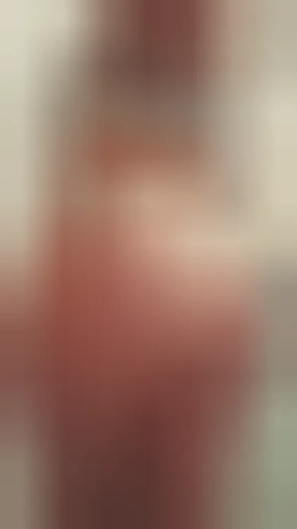 Yara, 23 ans — rencontre libertine à Saint-Médard-en-Jalles